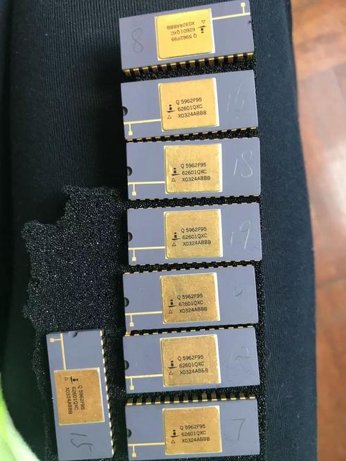 东莞专业回收电子元器件 ic芯片 工厂库存电子料 专业收购电子料